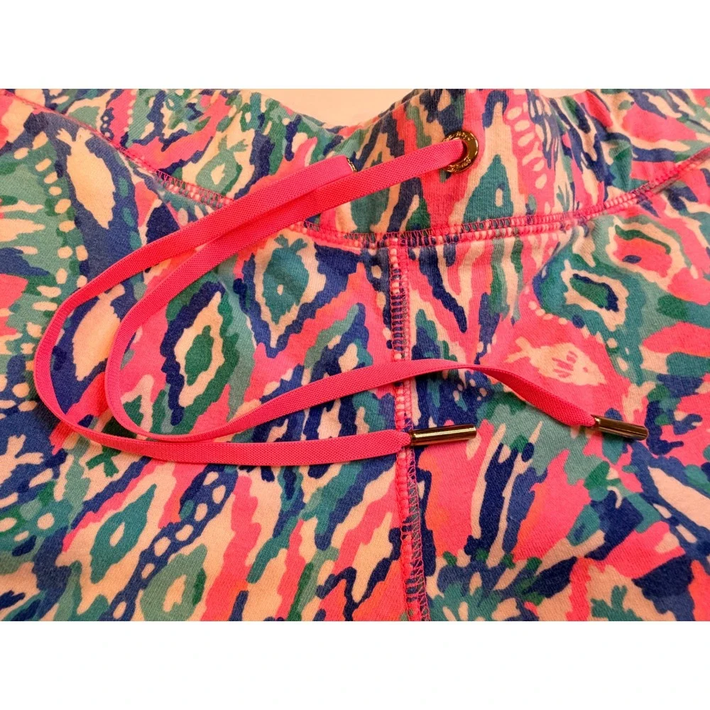 Lilly Pulitzer Buttercup Knit Shorts Pink Blue Abstract Floral Style 23828 Small - Picture 2 of 9